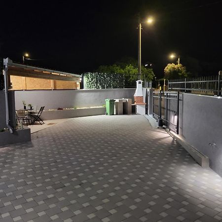 Apartman Dino Trogir Buitenkant foto