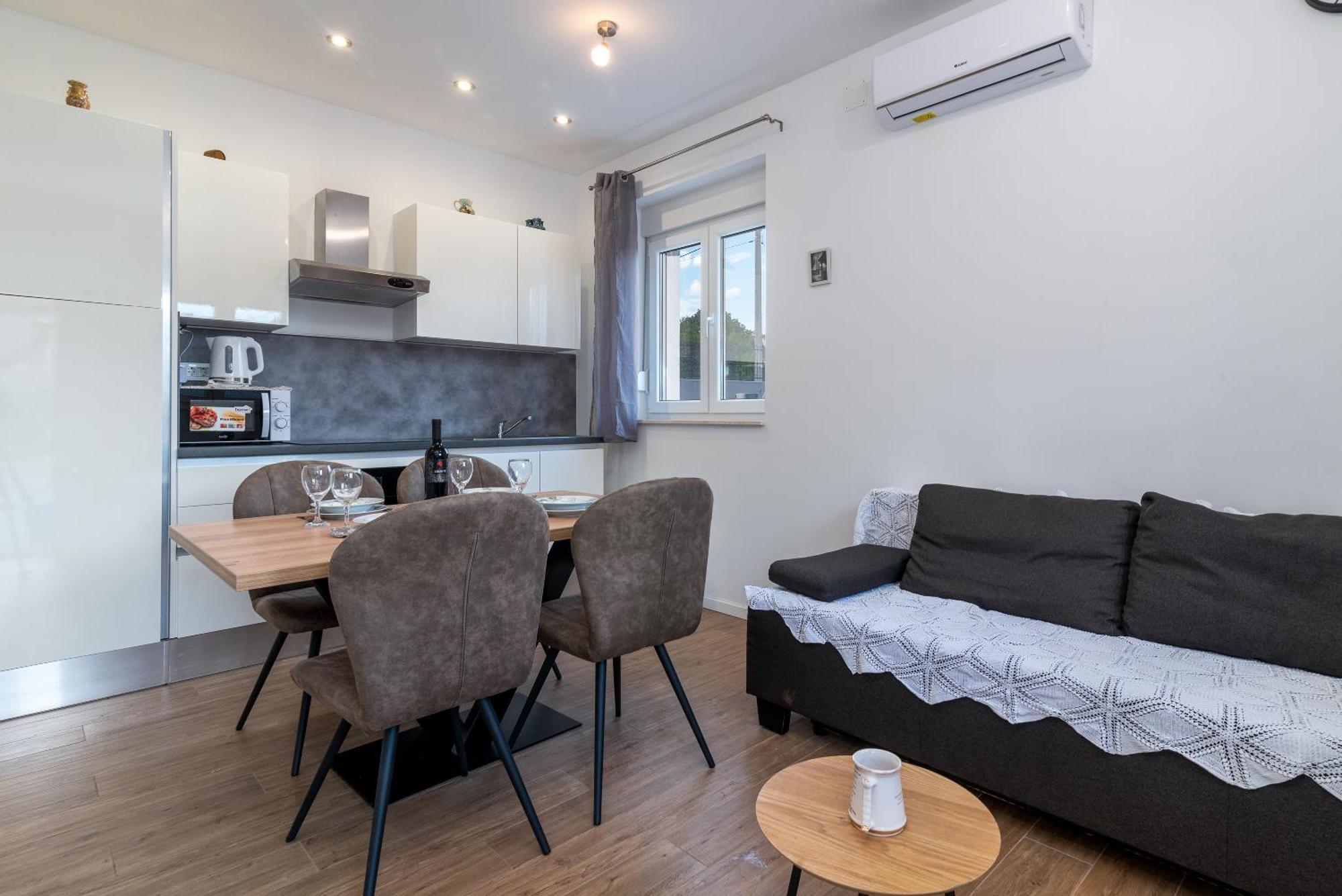 Apartman Dino Trogir Buitenkant foto