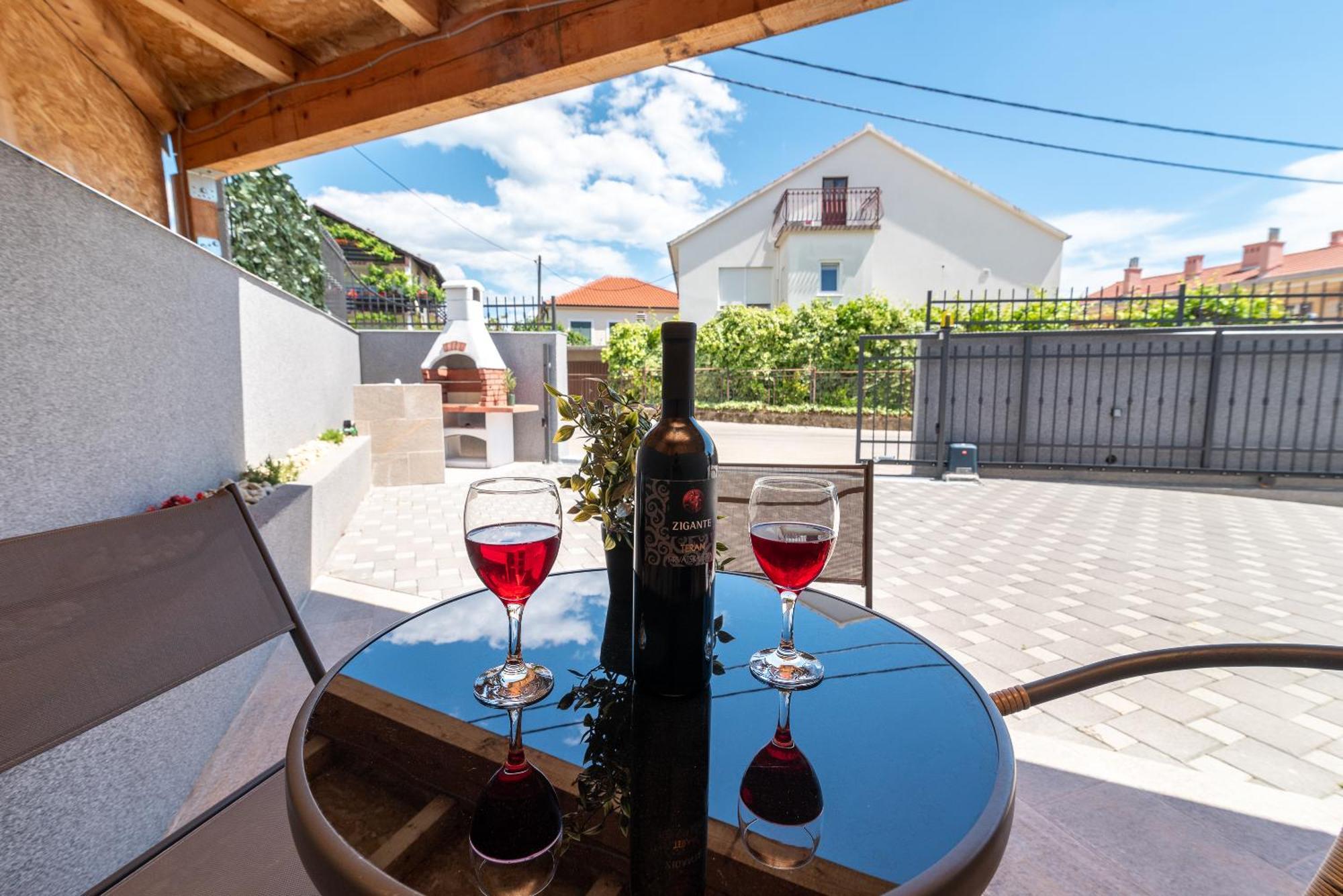 Apartman Dino Trogir Buitenkant foto