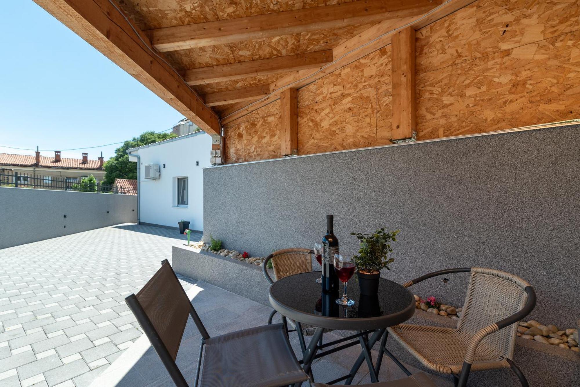 Apartman Dino Trogir Buitenkant foto