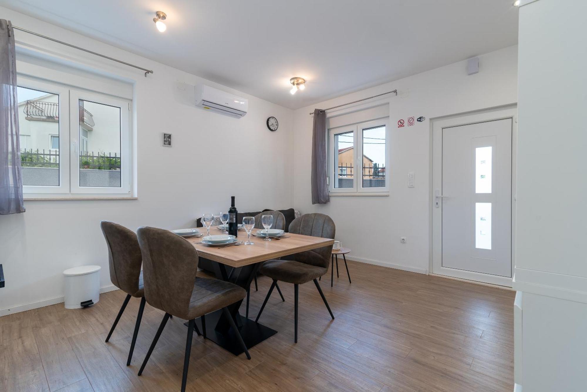 Apartman Dino Trogir Buitenkant foto
