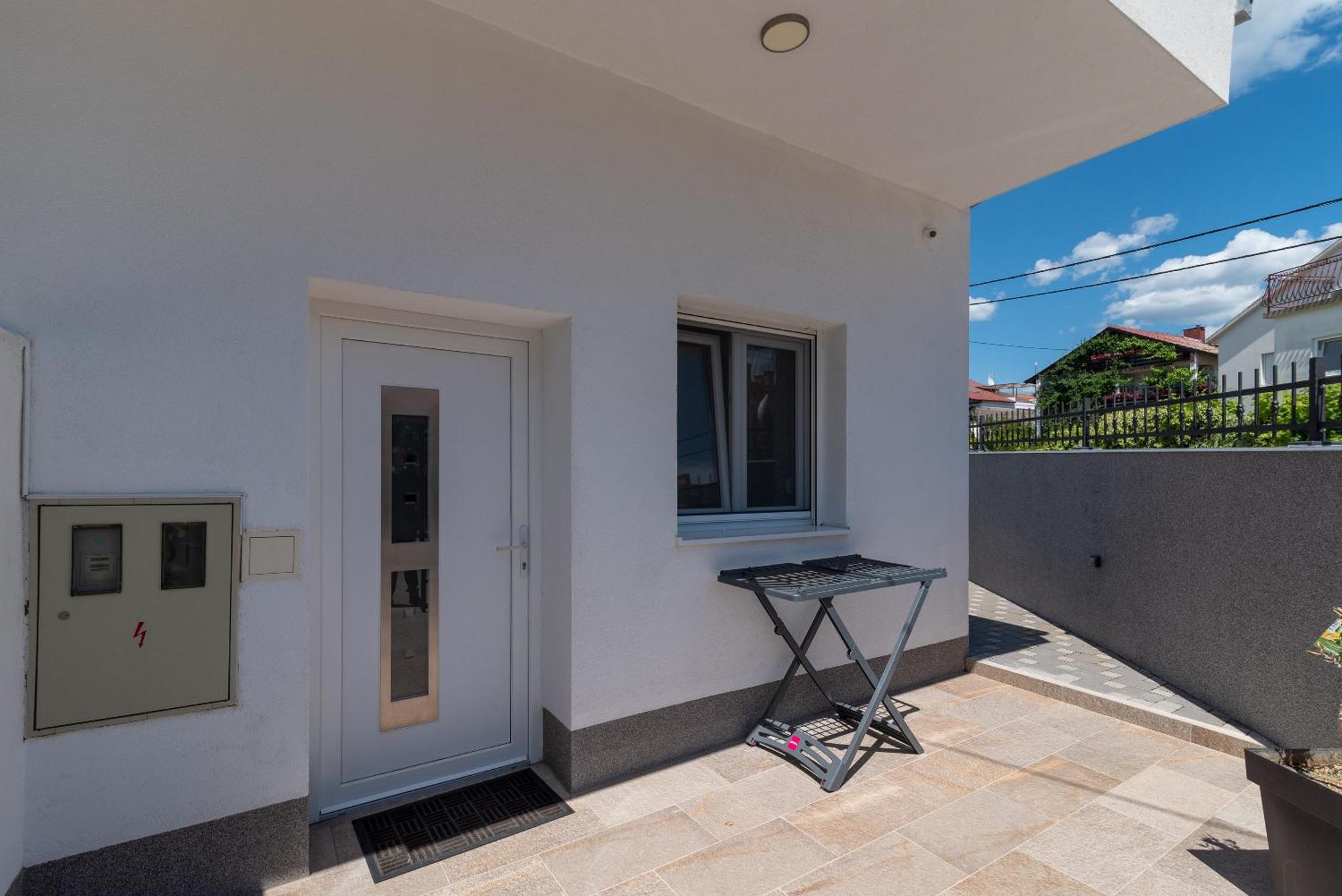 Apartman Dino Trogir Buitenkant foto